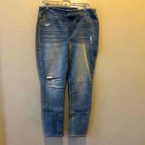 Chico’s pull on Jeggings NWT